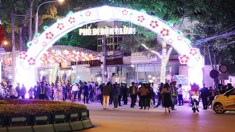 Khám phá Phố đi bộ Kỳ Lừa: Điểm vui chơi hấp dẫn của Lạng Sơ