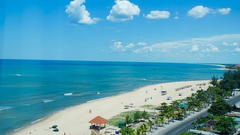 Biển Nhật Lệ - Một trong những bãi biển đẹp nhất ở Việt Nam