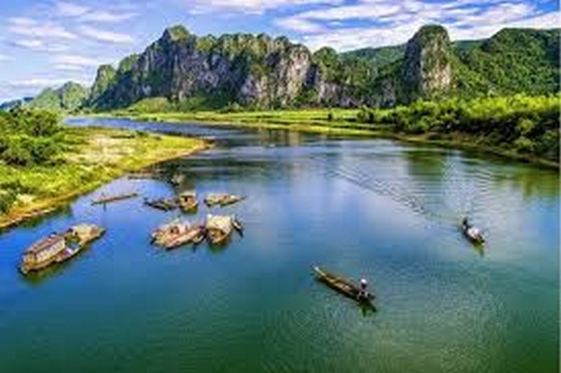 Sông Gianh: Dòng sông trữ tình, thơ mộng bậc nhất Quảng Bình