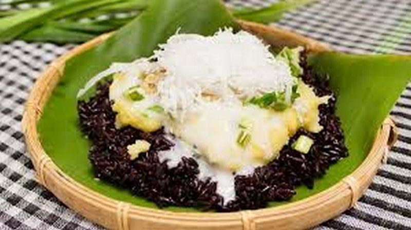 Xôi Hà Tiên – Món xôi dẻo thơm đặc sản của Kiên Giang
