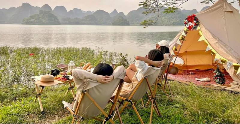 Hồ Quan Sơn - thiên đường du lịch và cắm trại cạnh thủ đô