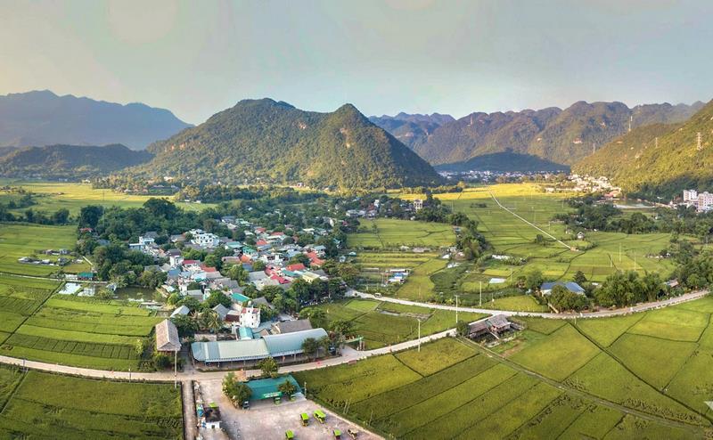 Bản Lác