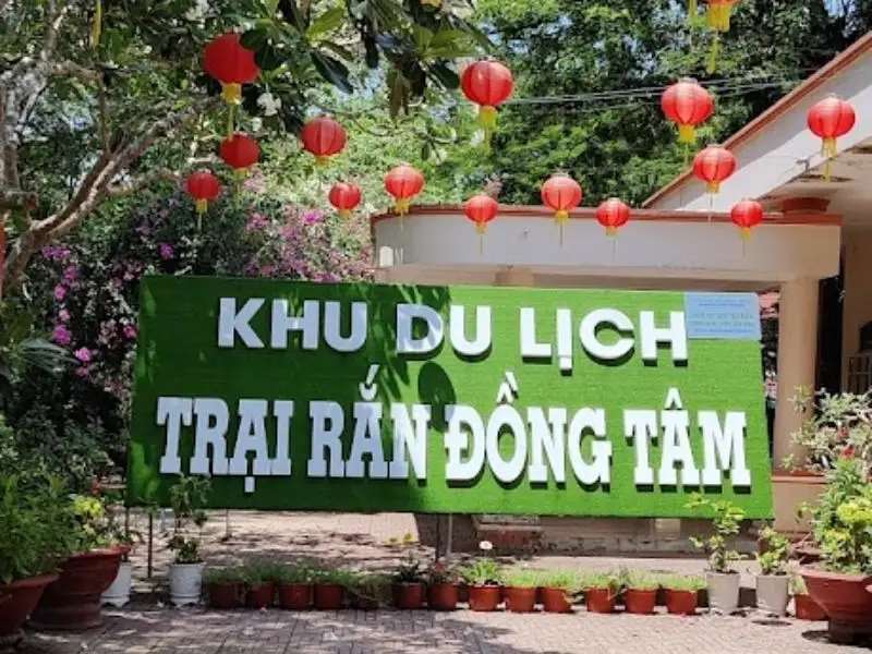 Khám phá Trại rắn Đồng Tâm Tiền Giang