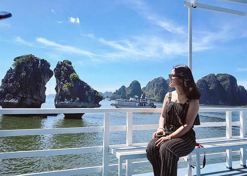 Từ tháng 3 đến tháng 5, Hạ Long bước vào mùa hè với tiết trời mát mẻ (Ảnh: St)