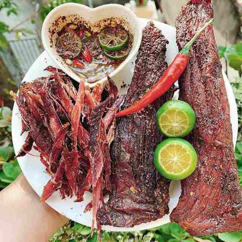 Thịt lợn gác bếp – Món ăn đặc sản thác Đầu Đẳng
