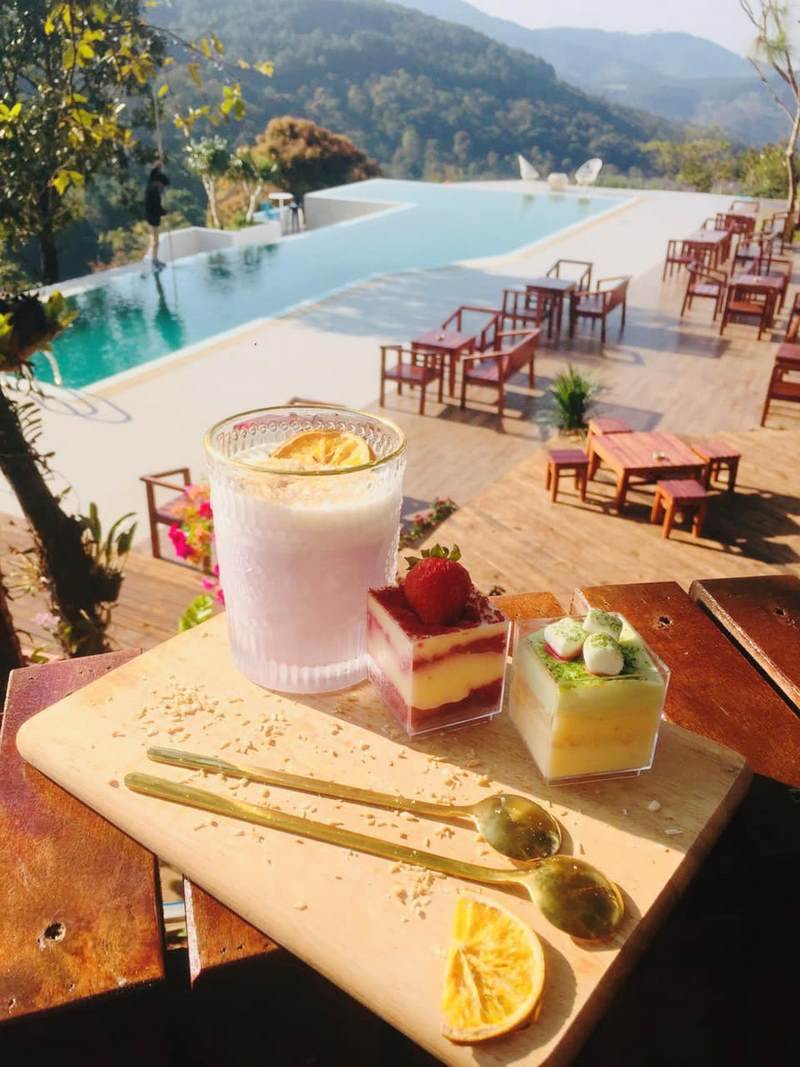 Quán cà phê Seven-T Coffee không gian thoáng, view đẹp