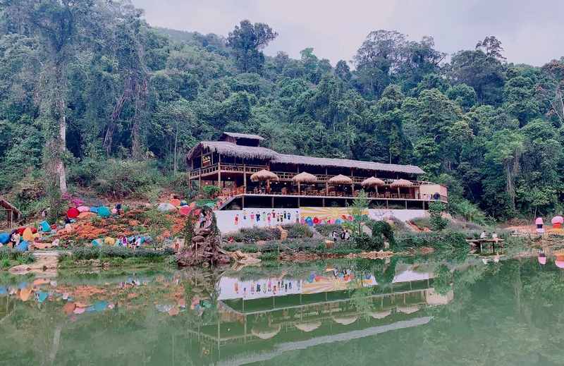 Vẻ đẹp yên bình của khu sinh thái