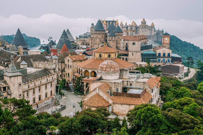 Làng Pháp Bà Nà Hills có gì khiến du khách ai cũng mê mệt