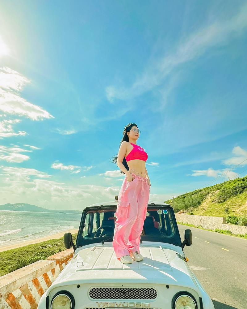 Thỏa sức tạo dáng Tour xe Jeep Mũi Né