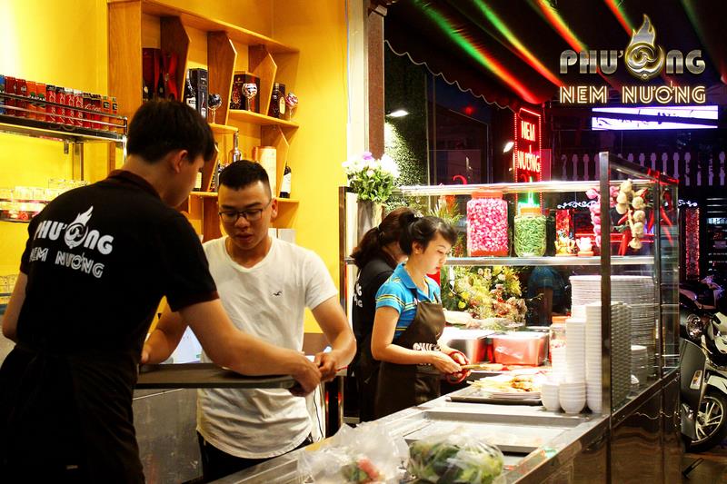 Nem nướng Phượng