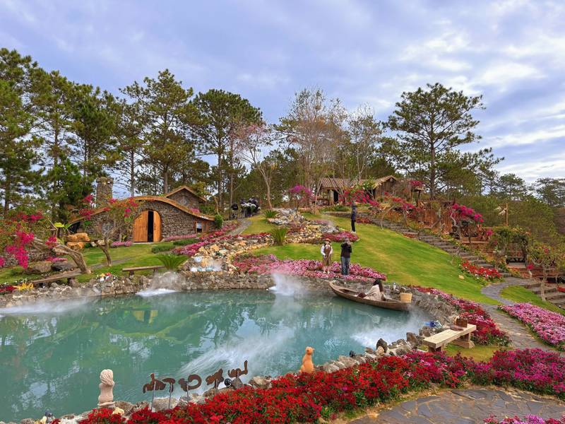 Dịch vụ thuê trang phục tại Lạc Hư Cổ Trấn